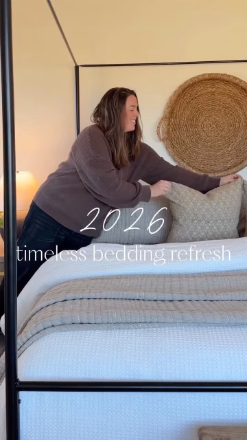 🔗 Comment ✨bedding✨ for the links to my 2026 timeless bedding refresh with @onequince.

I wanted this bedroom to feel calm, elevated, and truly timeless going into the new year, so I swapped in a few high-quality layers from Quince that instantly made the space feel softer and more pulled together.

Here’s what I used:
 – An organic cotton coverlet set for that clean, textured foundation
 – Soft, breathable sheets that feel luxe but still lived-in
 – Cozy layers that work year-round and never feel trendy or overdone

It’s that perfect balance of comfortable, neutral, and effortless, the kind of bedding refresh that makes your whole room feel finished without needing to redo everything!!

Comment ✨bedding✨ and I’ll DM you direct links to everything, or you can shop it all in my LTK.

#ltkhome #liketkit @shop.ltk @onequince #quincepartner

https://liketk.it/5NYu1 LinkDM *283*